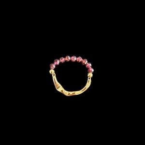 New 18k Gold Plated and Garnet Stretch Beaded Women's Ring
